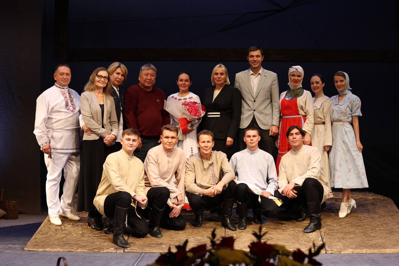 photo 5231292058436309436 y