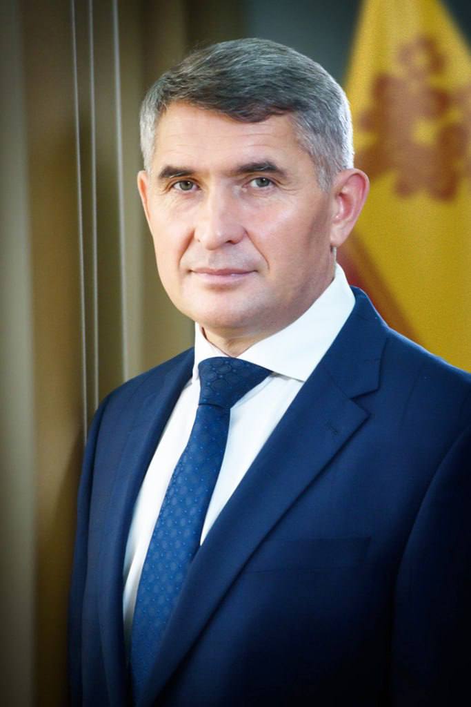 Олег Николаев