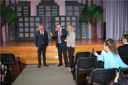 Состоялась встреча заместителя министра Алексея Гурьева с победителями регионального этапа окружного фестиваля «Театральное Приволжье»